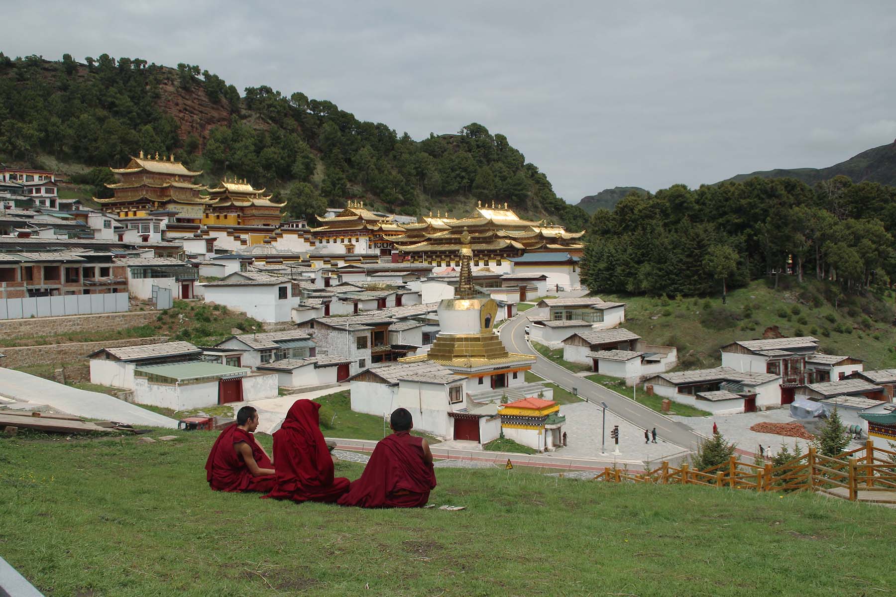 Langmu Monastery Travel Guide