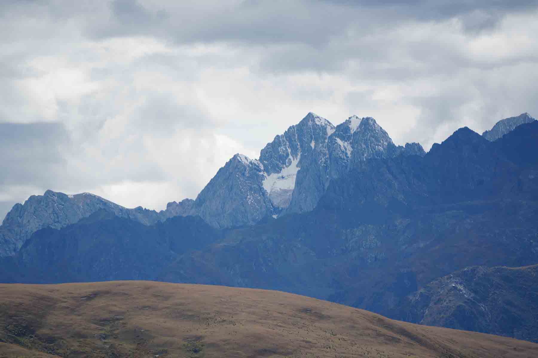 Gangga Mountains