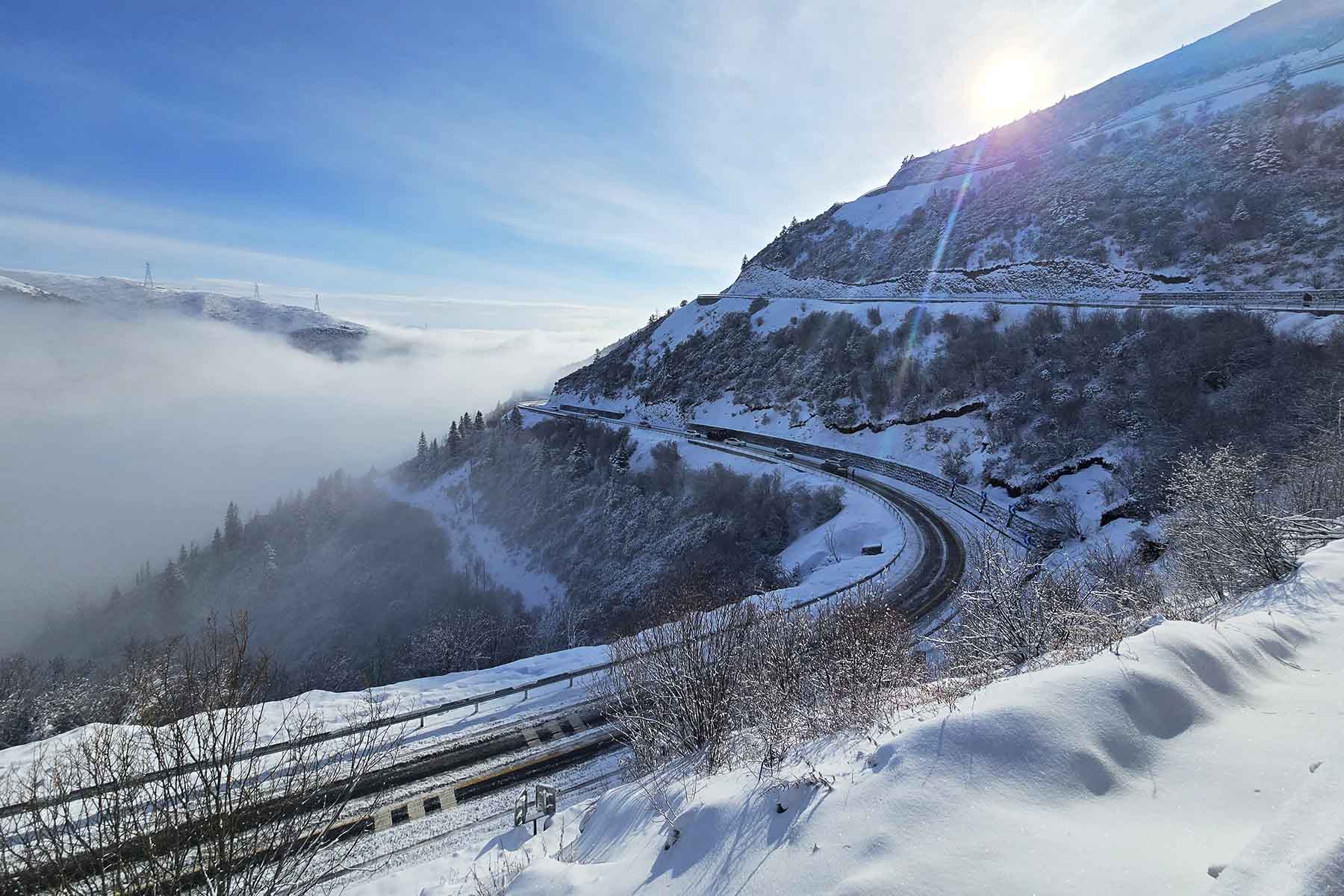 Minya Konka Photography