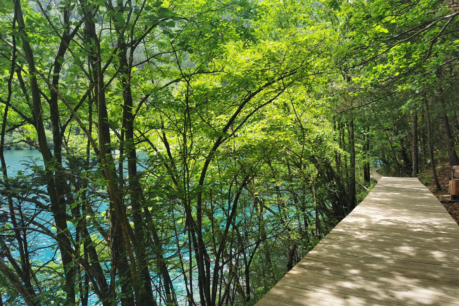 Jiuzhaigou Hiking