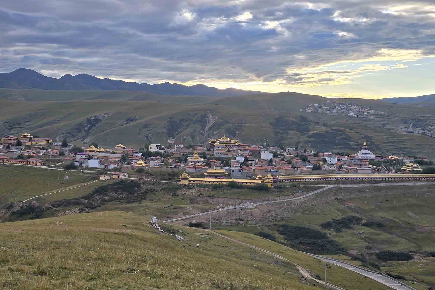 Langyi Monastery