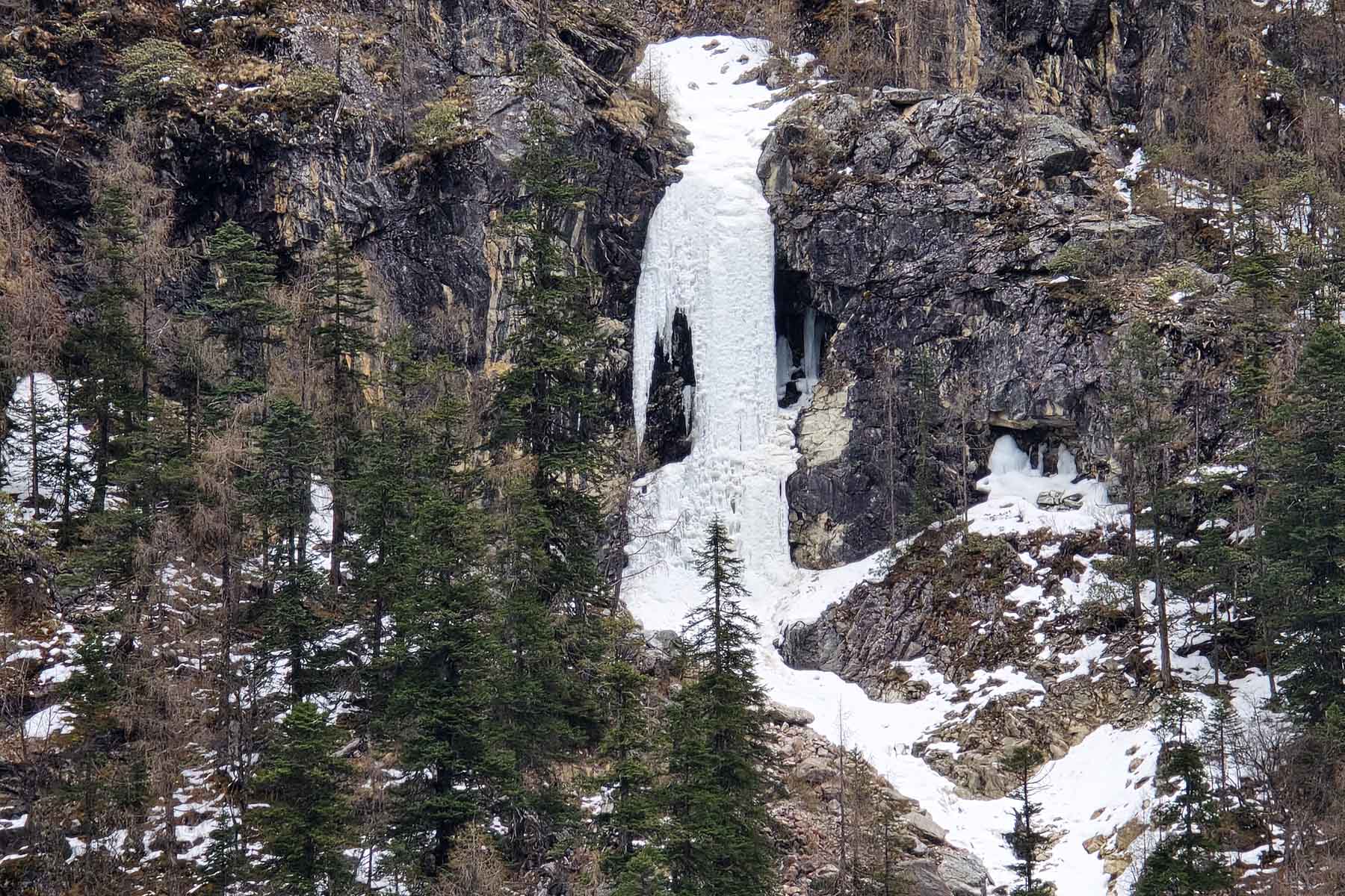 Sichuan Ice Climb
