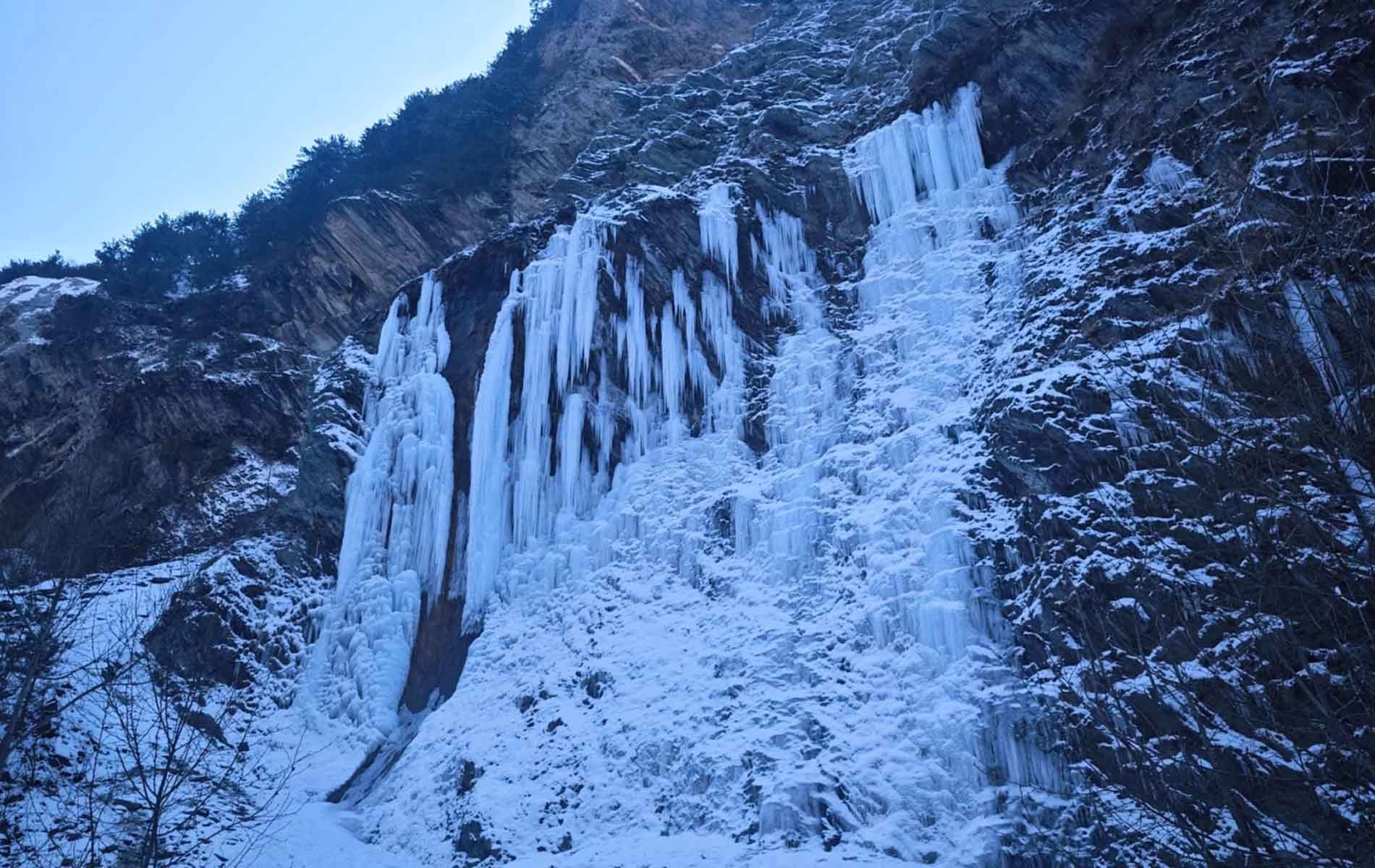Sichuan Ice Climb