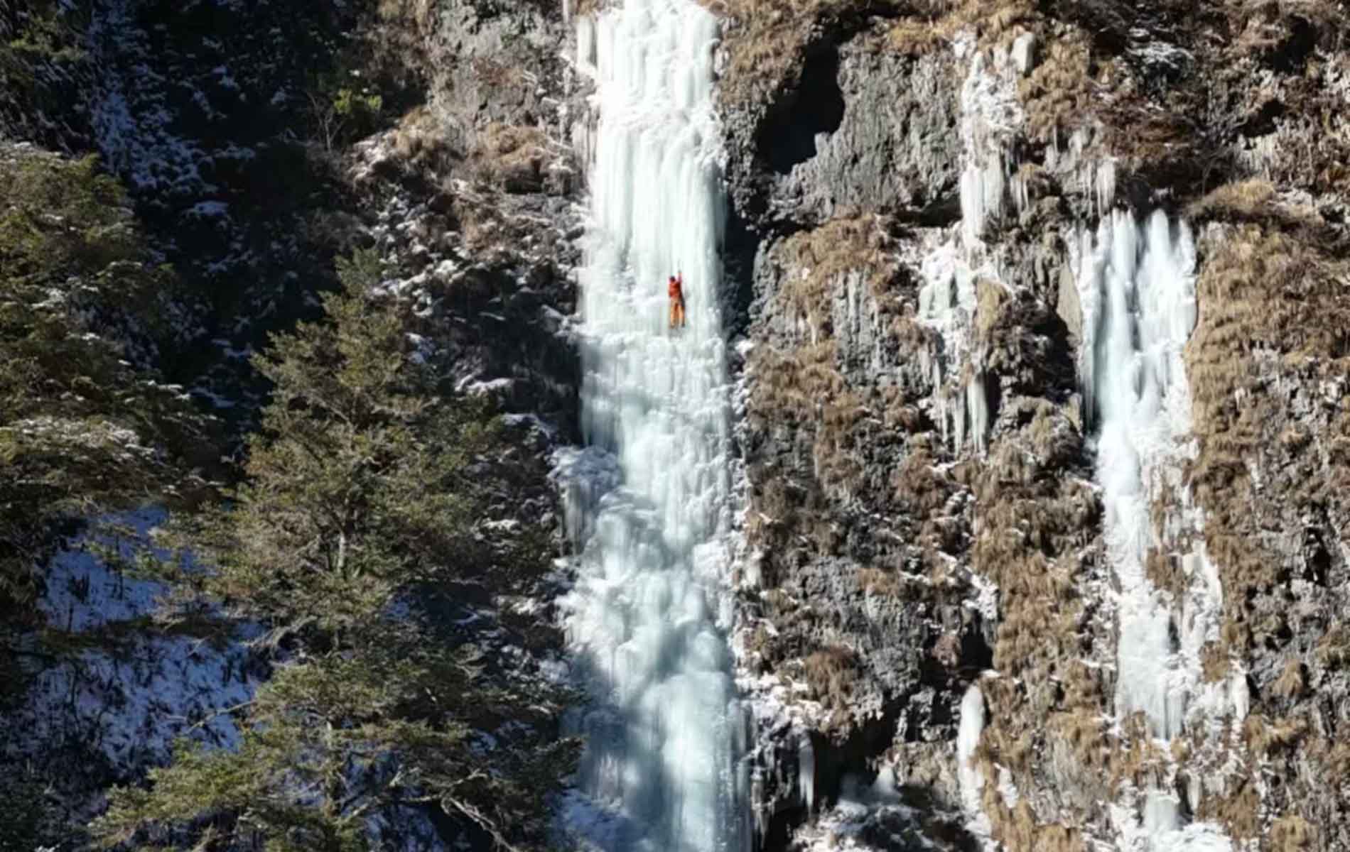 Sichuan Ice Climb