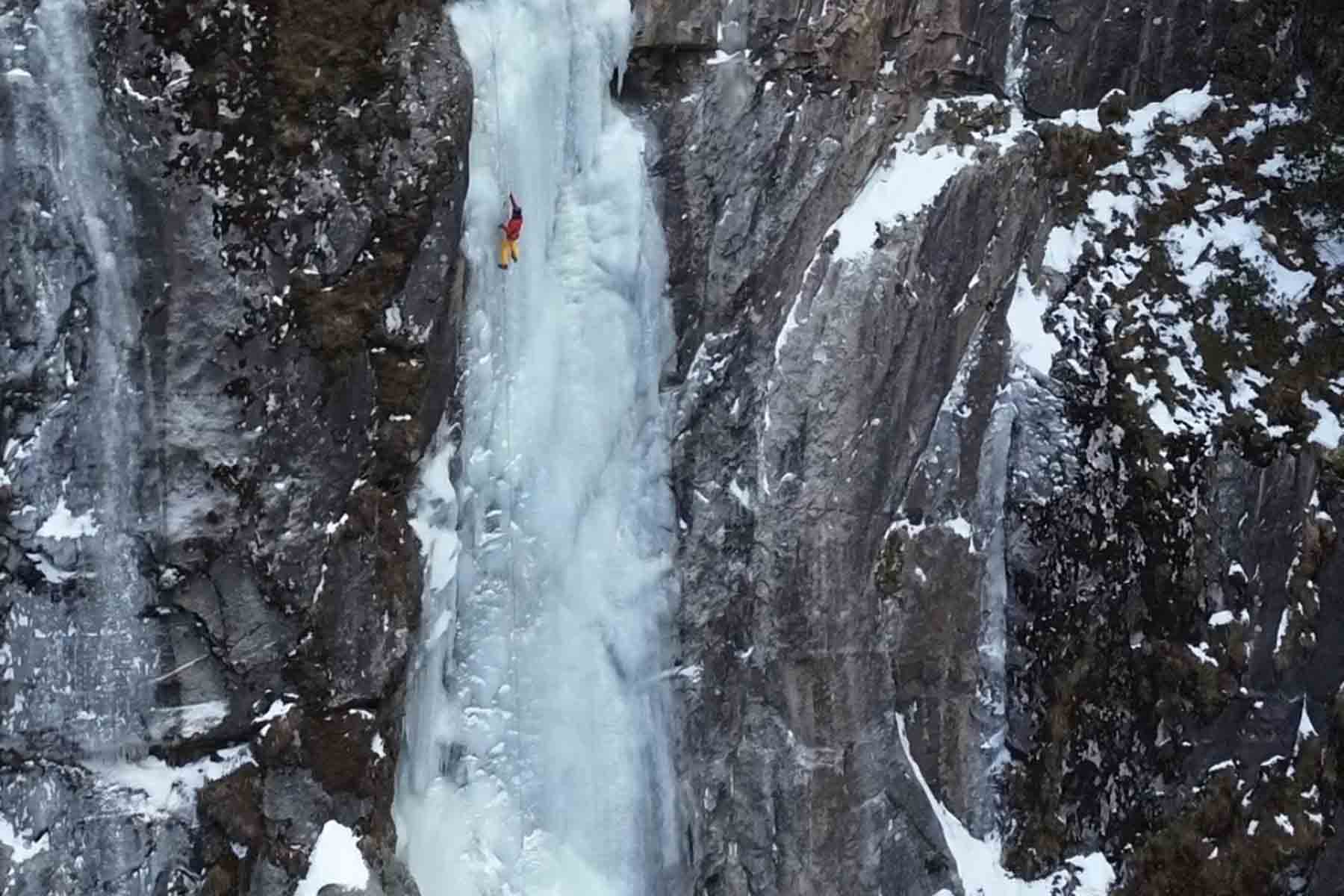 Sichuan Ice Climb