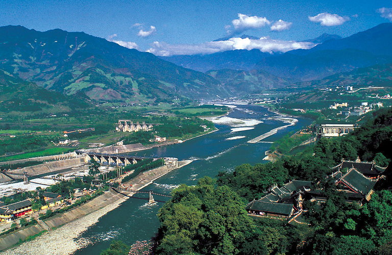 Dujiangyan Tours for 