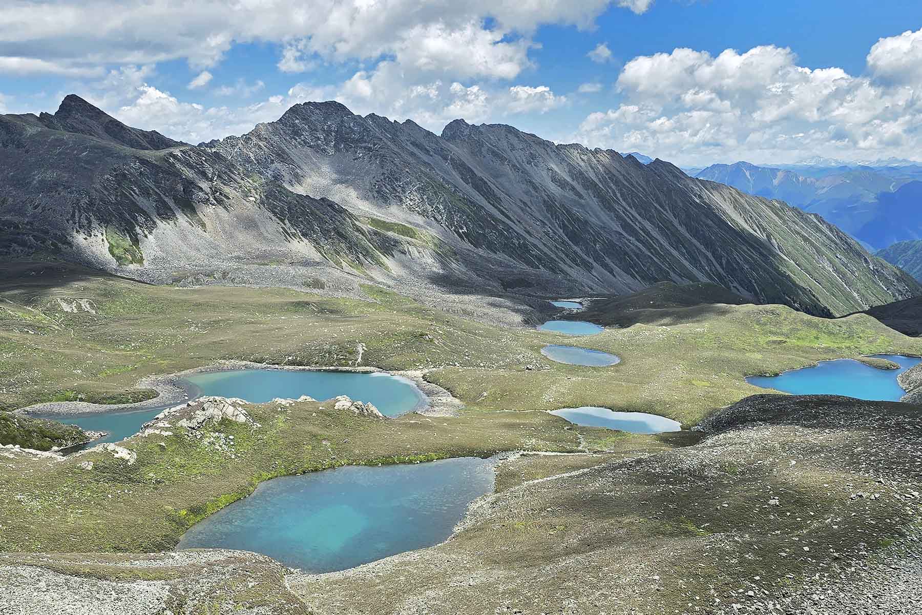 Sichuan Off-the-Grid Treks